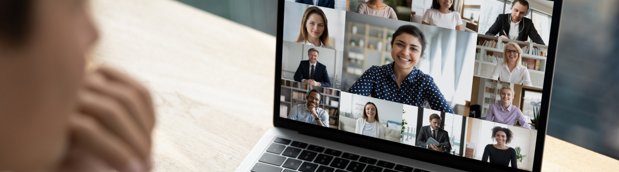 Des collègues provenant de plusieurs endroits utilisent les fonctions avancées de conférence et de collaboration de Webex de Bell pour améliorer la productivité et l'efficacité.